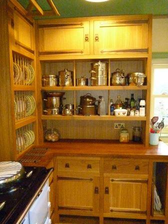 new Arts and crafts Movement oak fitted & unfitted kitchen furniture