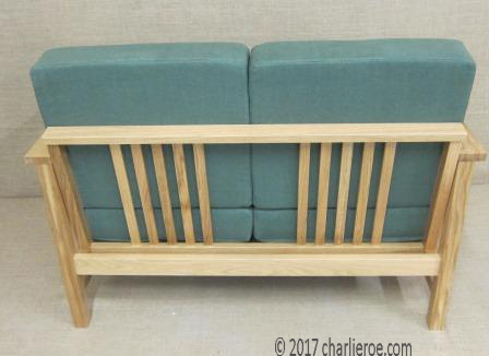 New Arts & Crafts Movement Frank Lloyd Wright Mission Prairie style oak sofa settee